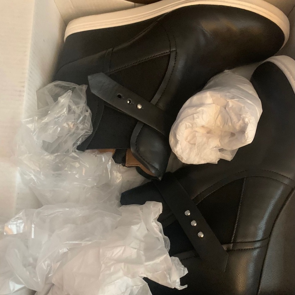 Paolo wedge shoes